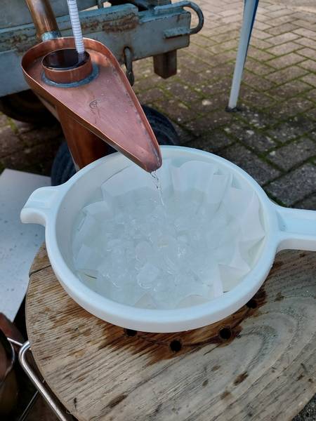 distil_0024.jpg